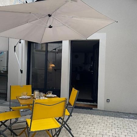 Apartamento L'Archeveche : Au Pied De La Cathedrale Bourges Exterior foto